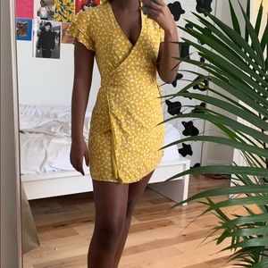 tie front yellow floral dress